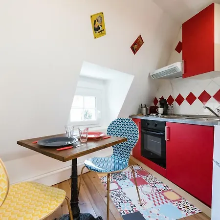 Petit Saint-front- Small Flat Saint-front Apartment Perigueux